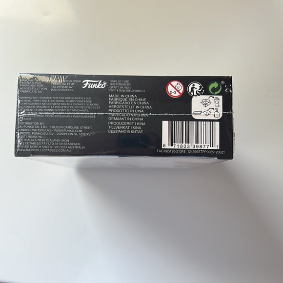 Jango Fett Pop Pin - Picture 7 of 7